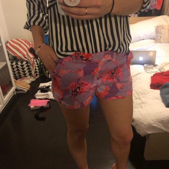 Nannette Lepore Shorts - Picture 3 of 3